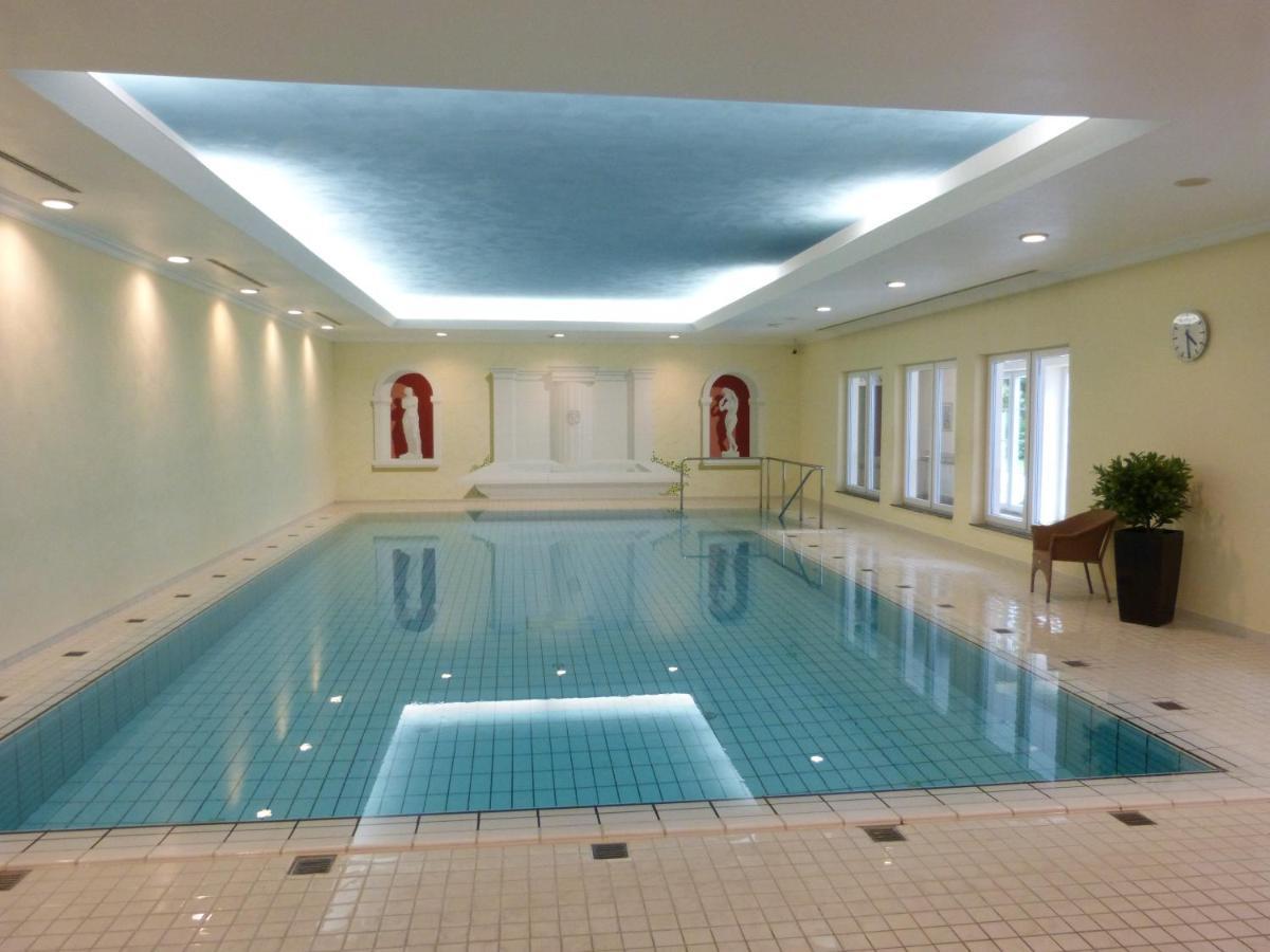 Roshop Hotel 4*